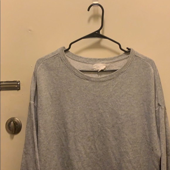 Top - Picture 2 of 5